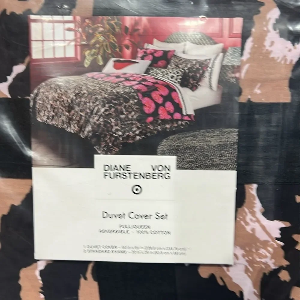 Diane Von Furstenberg x Target Duvet Set -‎ Full/Queen - NWT